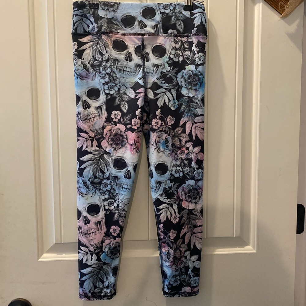 Evolution and Creation Skull and Rose Leggings